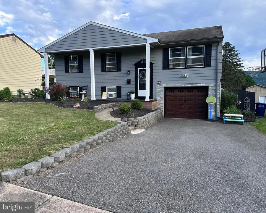 2424 N Hills Dr, Williamsport, PA 17701 - #2