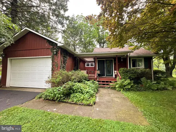 1541 Torbert Ln, JERSEY SHORE, PA 17740