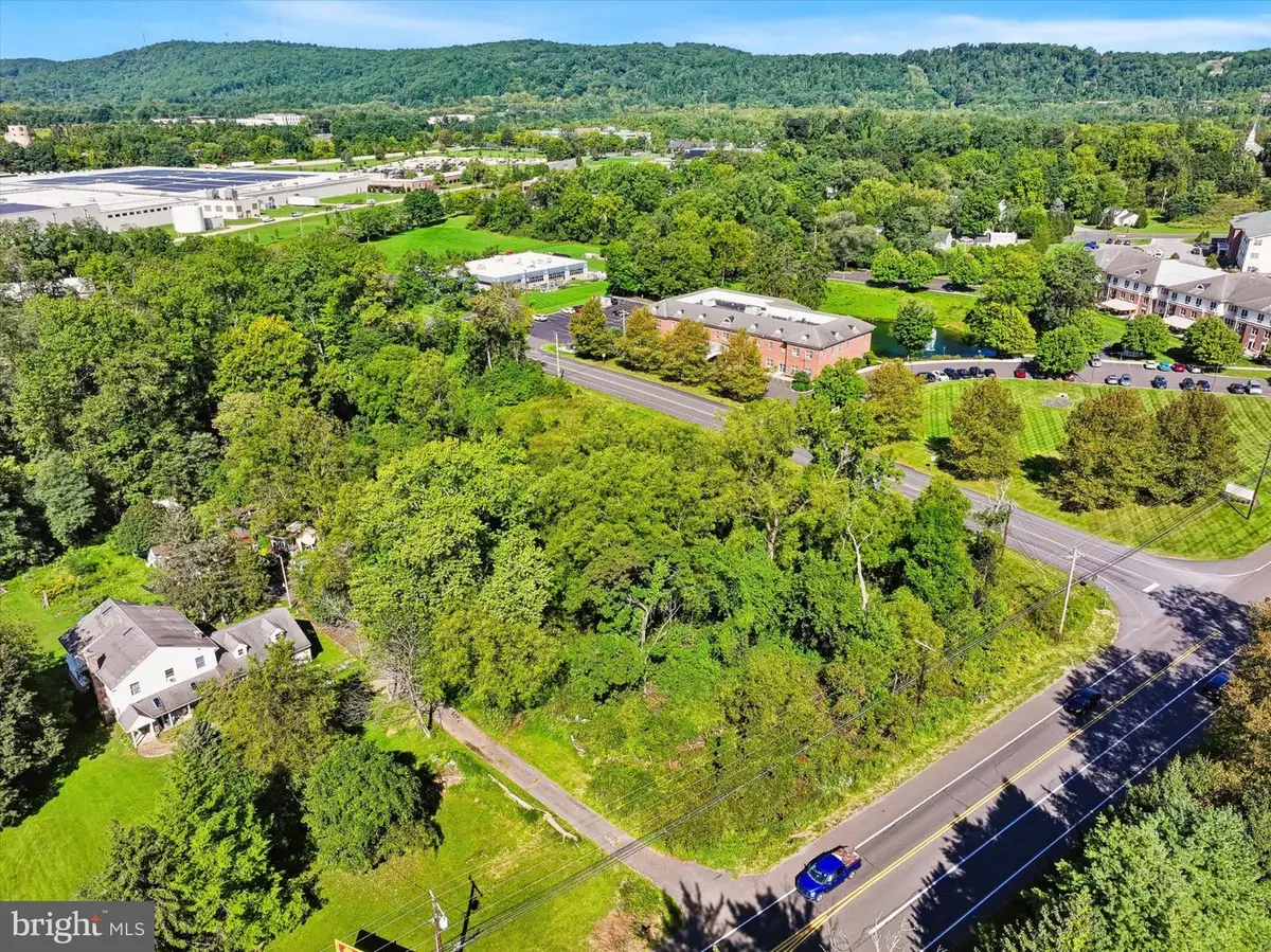4910 Pa Route 378, Upper Saucon, PA 18034 - #1