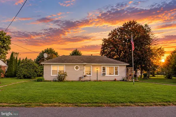 521 Wilson St, JERSEY SHORE, PA 17740