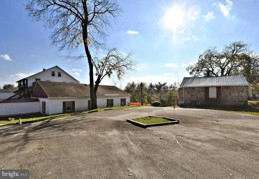 820 Mancill Mill Rd, King Of Prussia, PA 19406 - Image #3