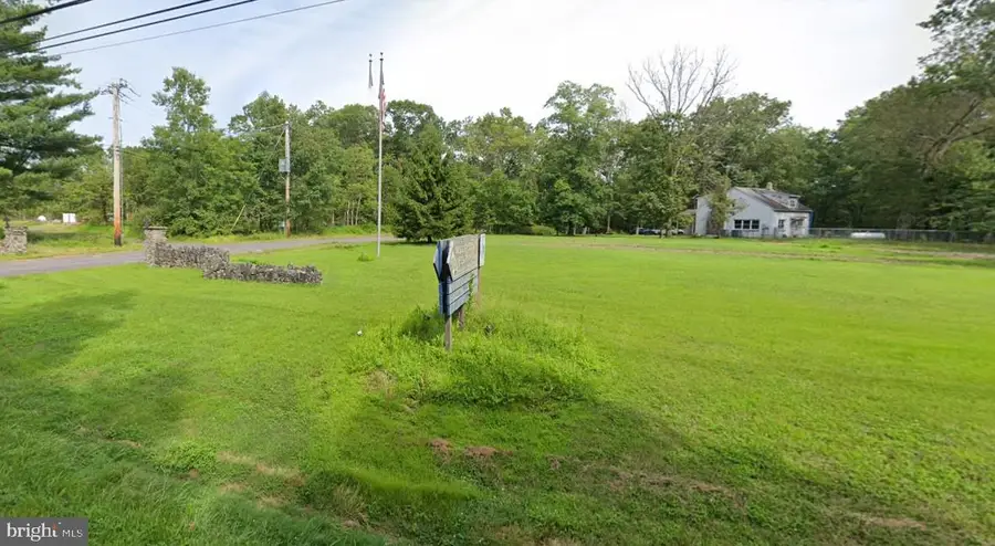 5505 Upper Ridge Rd, Pennsburg, PA 18073 - Image #2