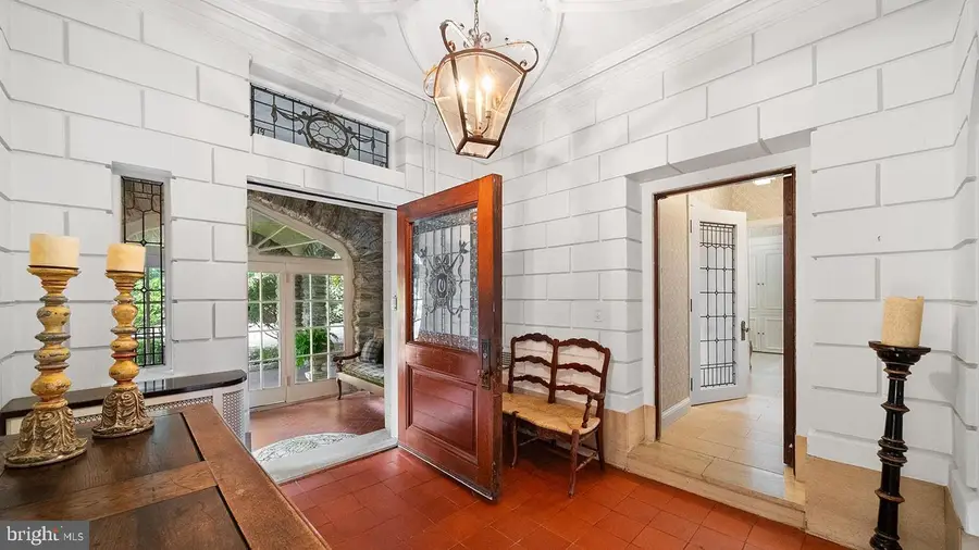 1717 Woodland Rd, Abington, PA 19001 - Image #3