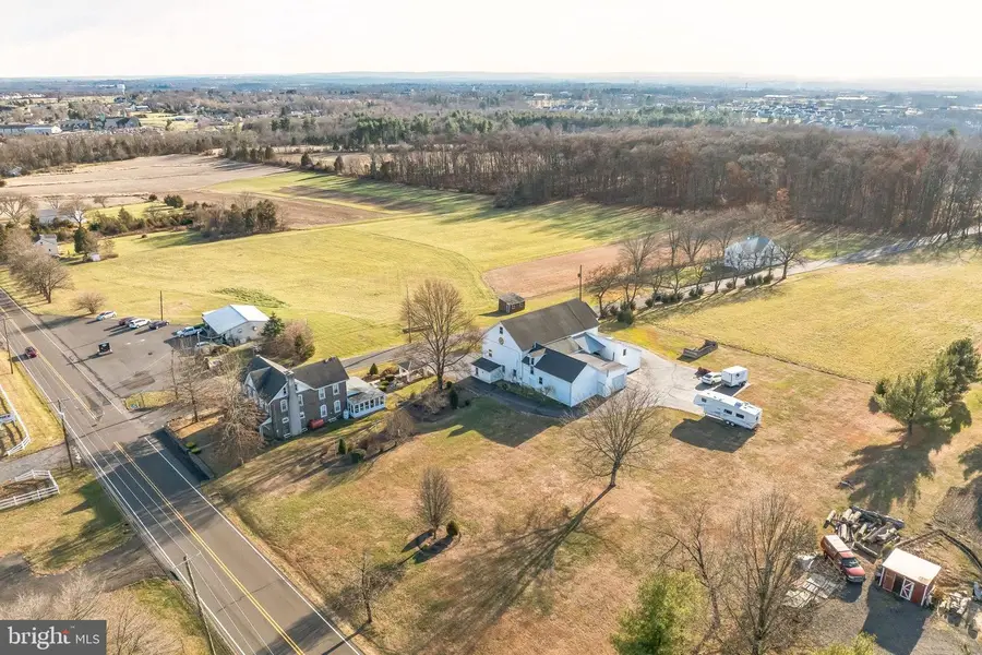 411 Swamp Pike, Schwenksville, PA 19473 - Image #3