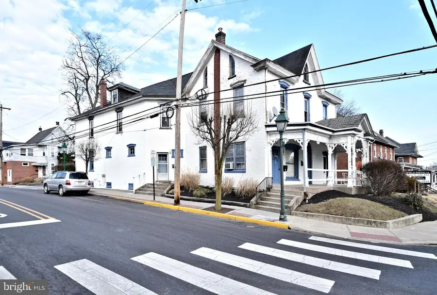 105 S Main St, Hatfield, PA 19440 - Image #2