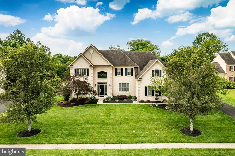 87 Schreiner Dr, North Wales, PA 19454 - Image #2