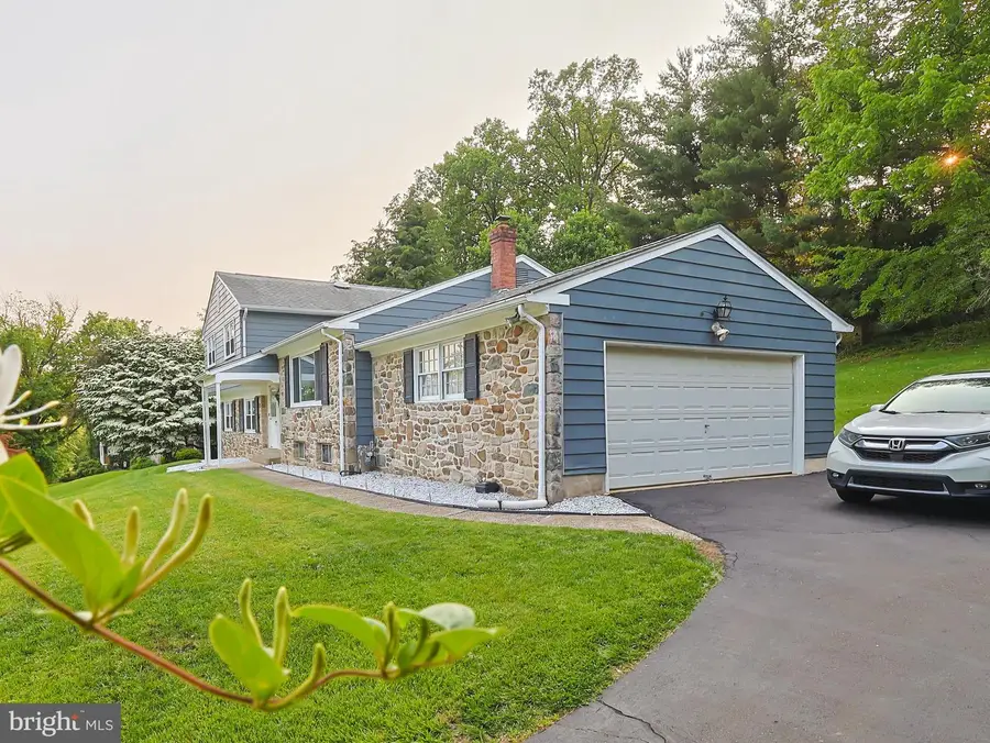 1950 Valley, Meadowbrook, PA 19046 - #2