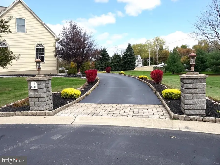 1401 Hampstead Ct, Blue Bell, PA 19422 - Image #3