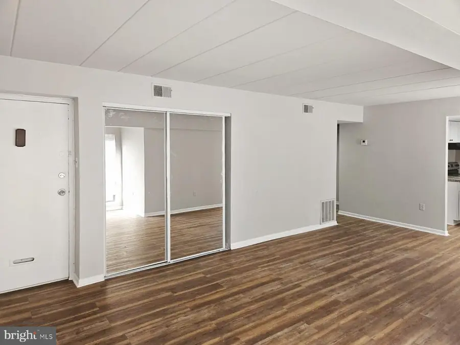 233 Township Line Rd #2a, Elkins Park, PA 19027 - Image #3