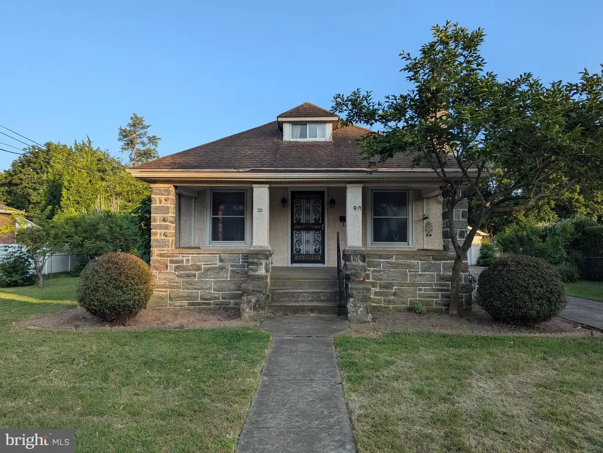 28 Grove Ave, Flourtown, PA 19031 - Image #1