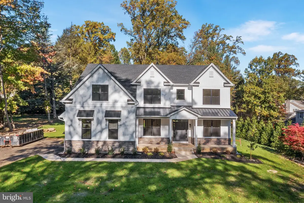 2261 Valley Rd, Huntingdon Valley, PA 19006 - Image #1