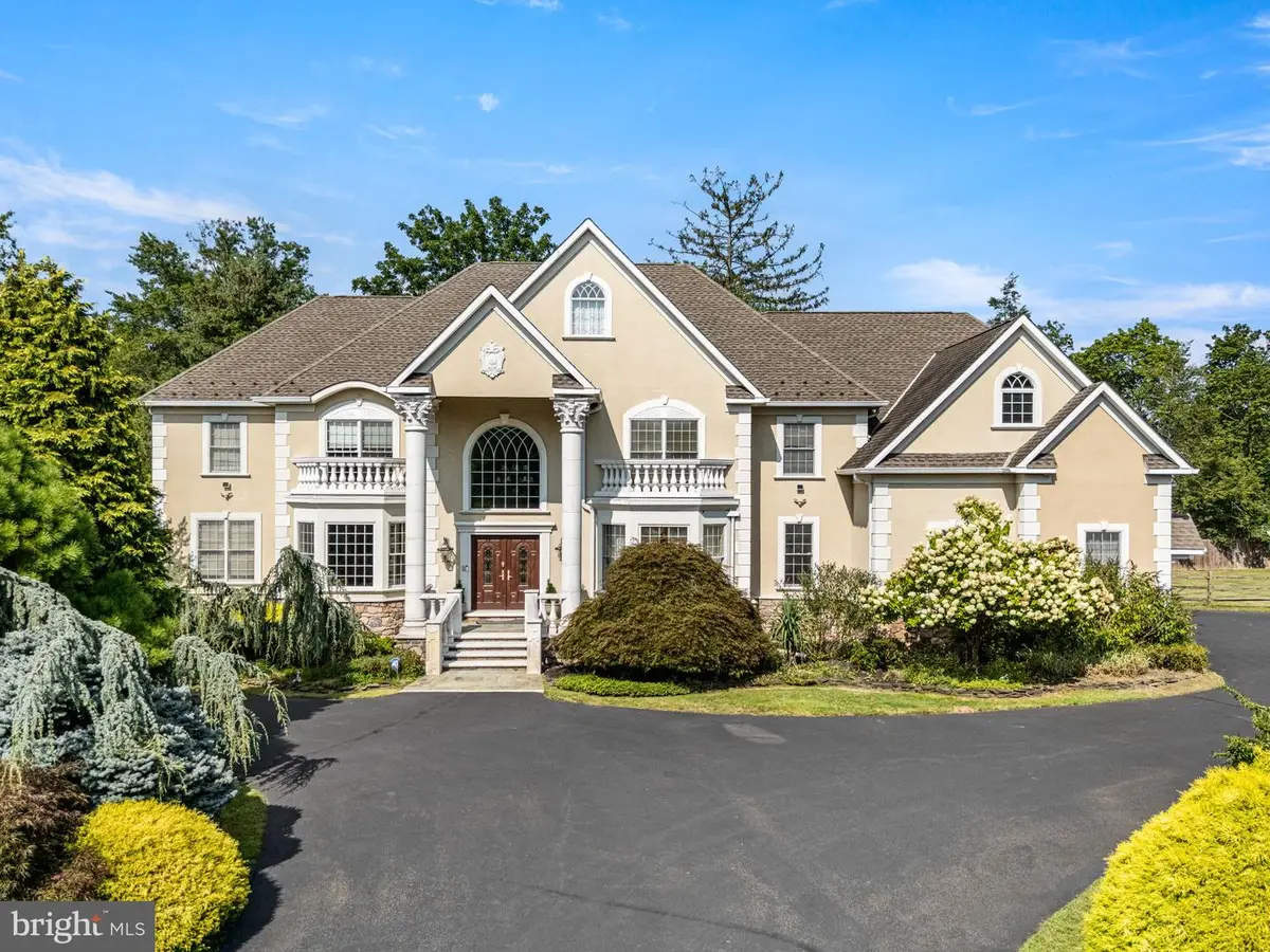 434 Meetinghouse Rd, Ambler, PA 19002 - #1