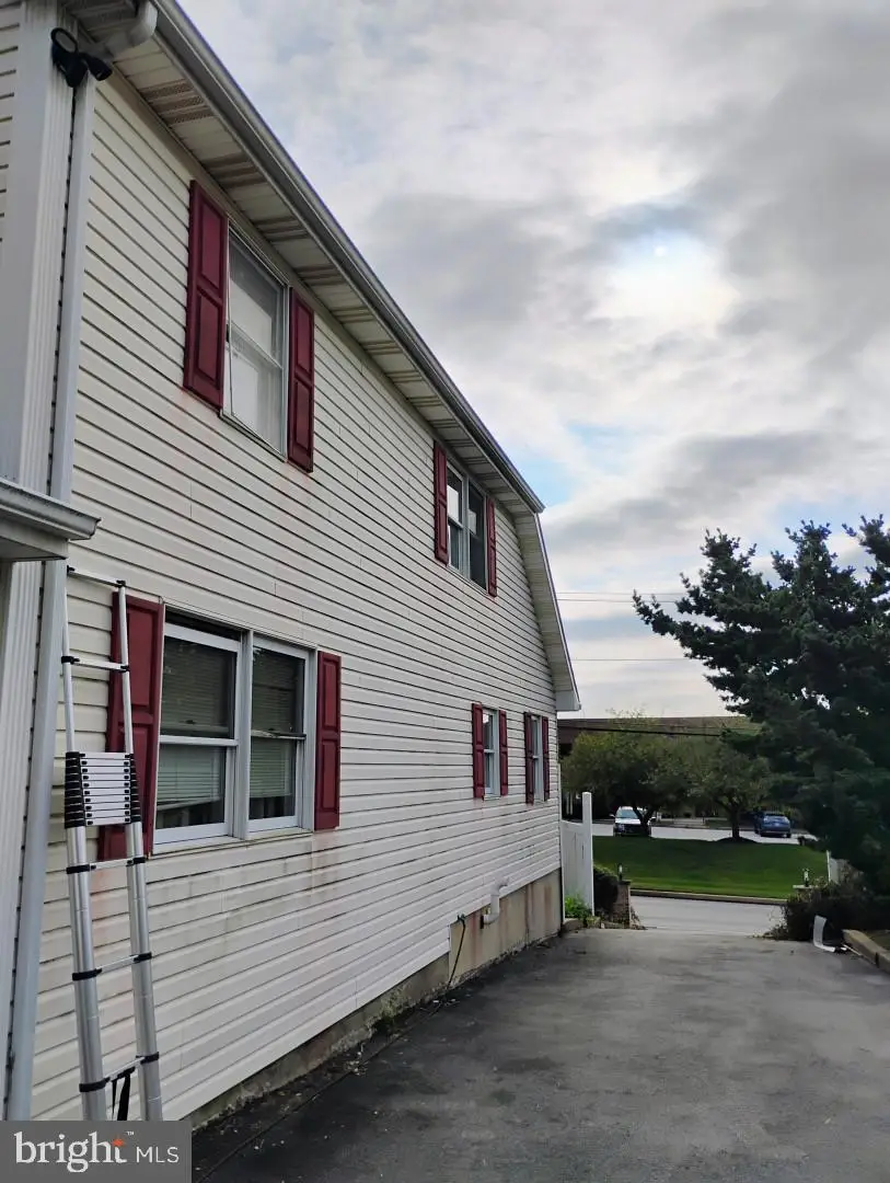 432 Crooked Ln, King Of Prussia, PA 19406 - Image #2