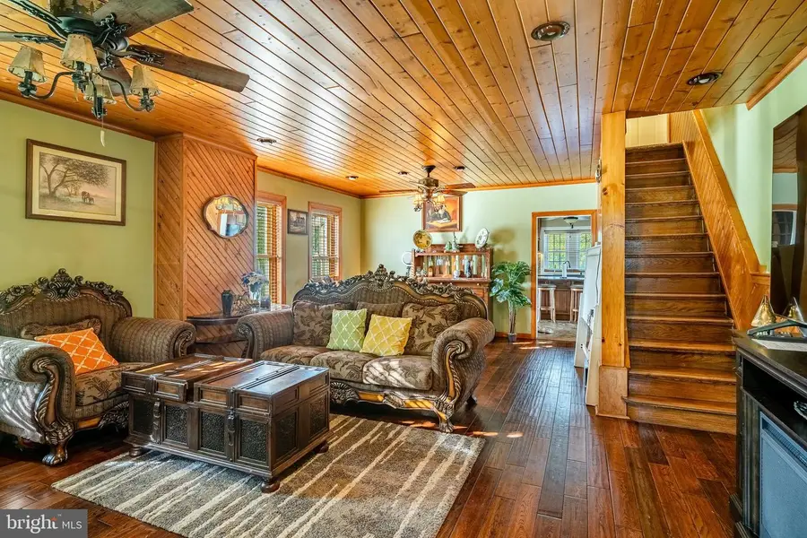 126 Pine Ford Rd, Pottstown, PA 19464 - Image #2