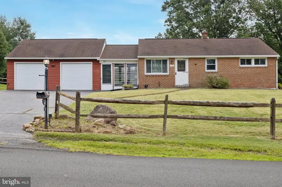 2518 Rhoads, Gilbertsville, PA 19525 - Image #2