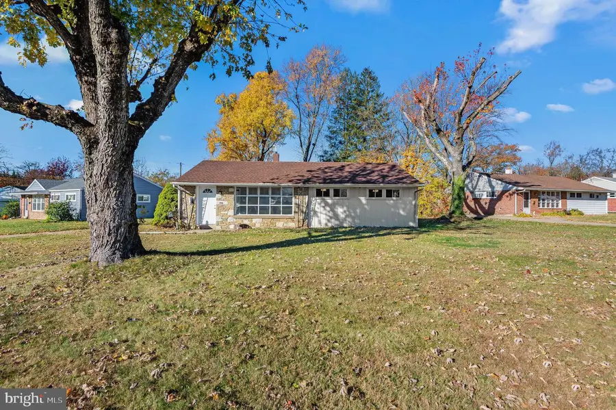 2750 Turner Ave, Abington, PA 19001 - Image #2