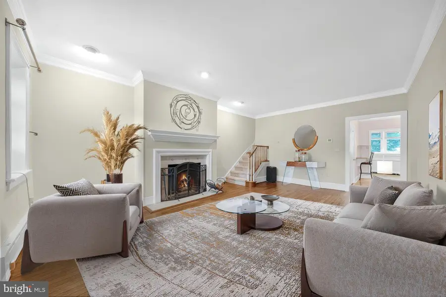 622 Washington Ln, Jenkintown, PA 19046 - Image #2