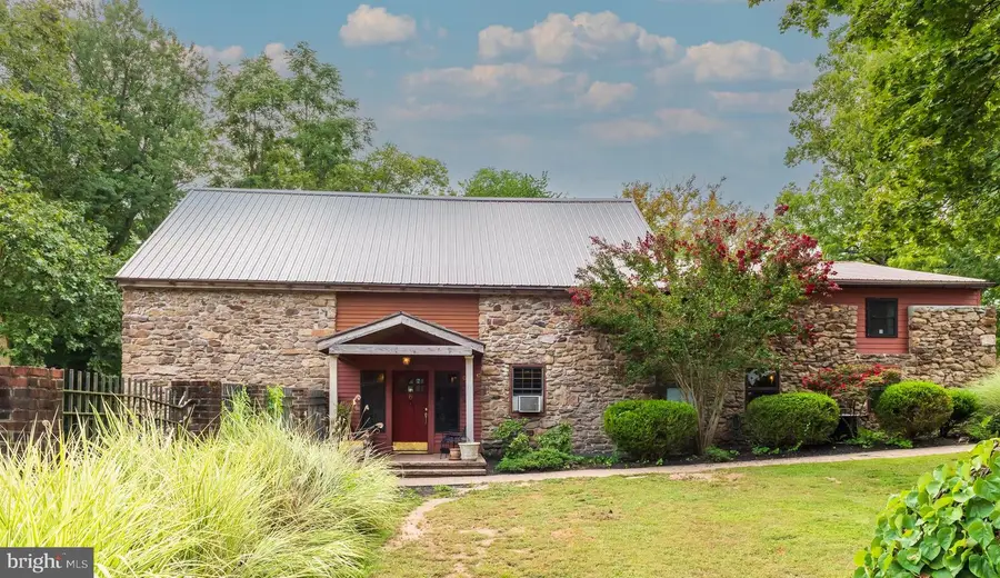 18 Pheasant Rd, Norristown, PA 19403 - Image #2