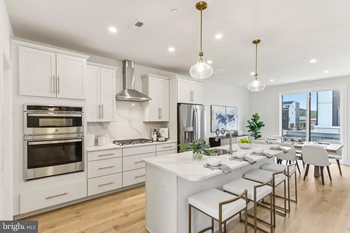 957 Riverplace Dr #57o, Conshohocken, PA 19428 - Image #1