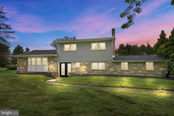 996 Whitney Ln, AMBLER, PA 19002