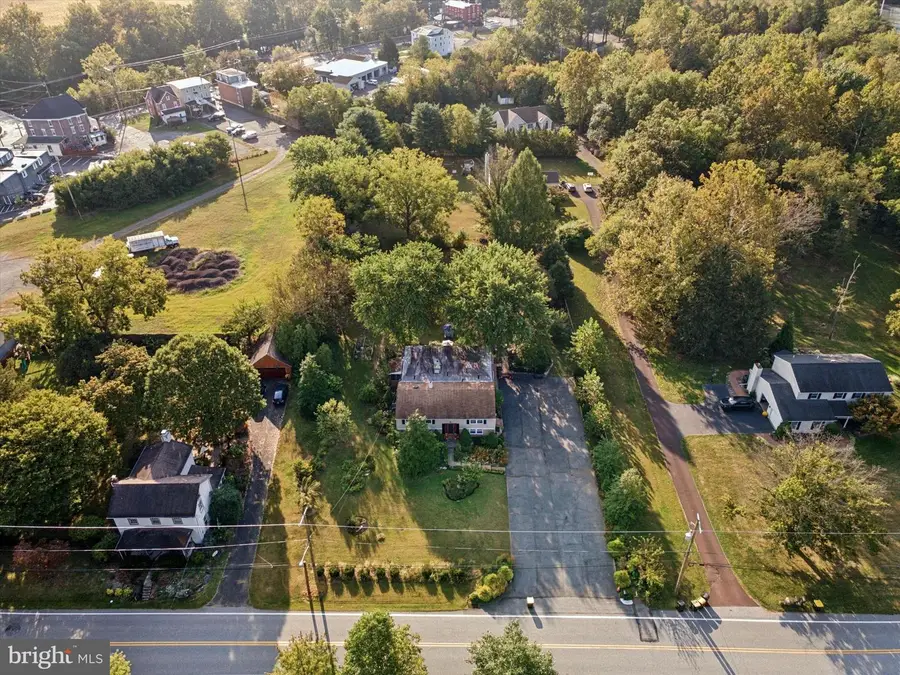 13 Wartman Rd, Collegeville, PA 19426 - Image #2