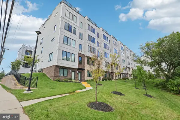 612 Brewster Aly #74, KING OF PRUSSIA, PA 19406