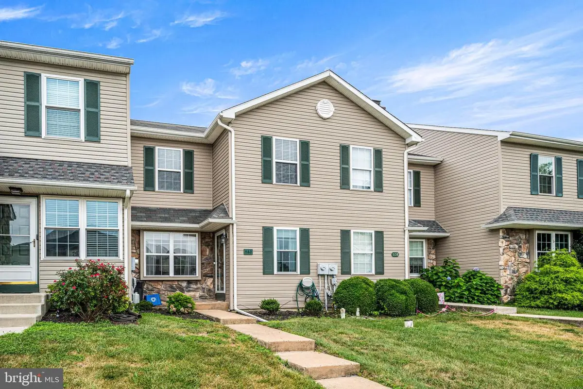 1160 Pin Oak Dr, Perkiomenville, PA 18074 - #1