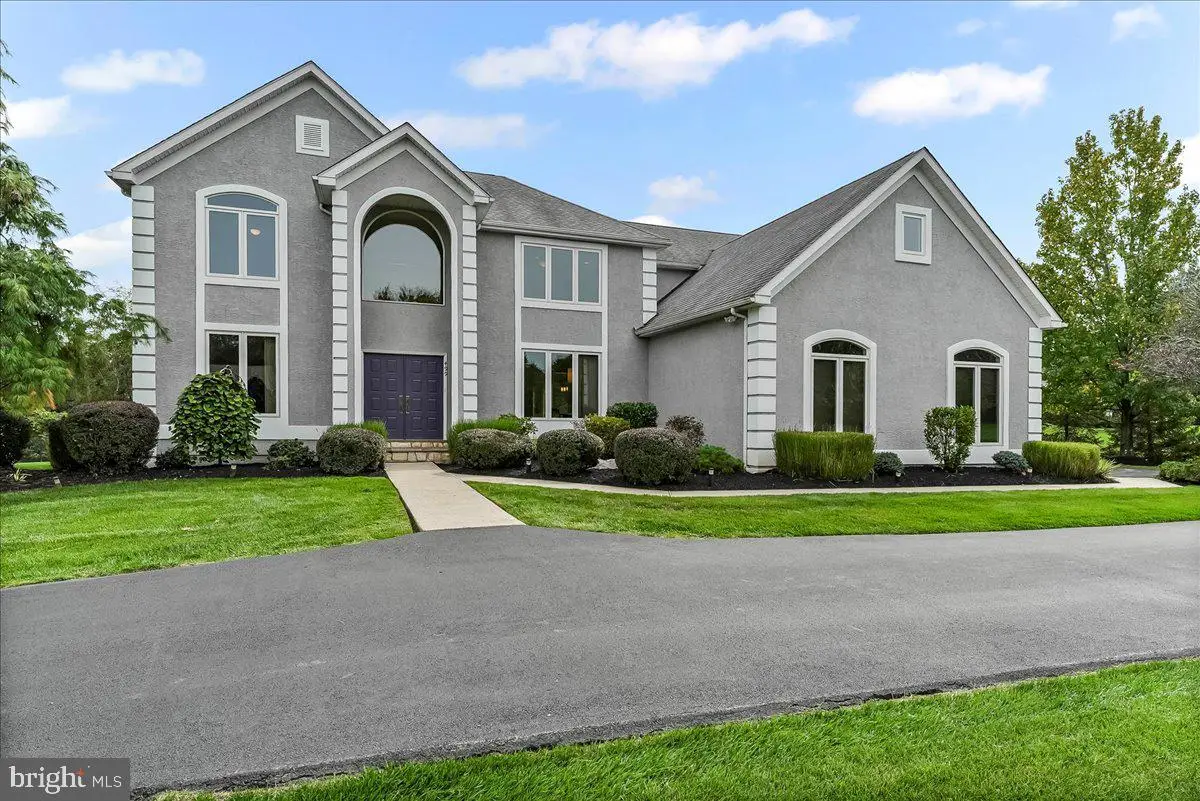 499 Grouse Cir, Ambler, PA 19002 - Image #1