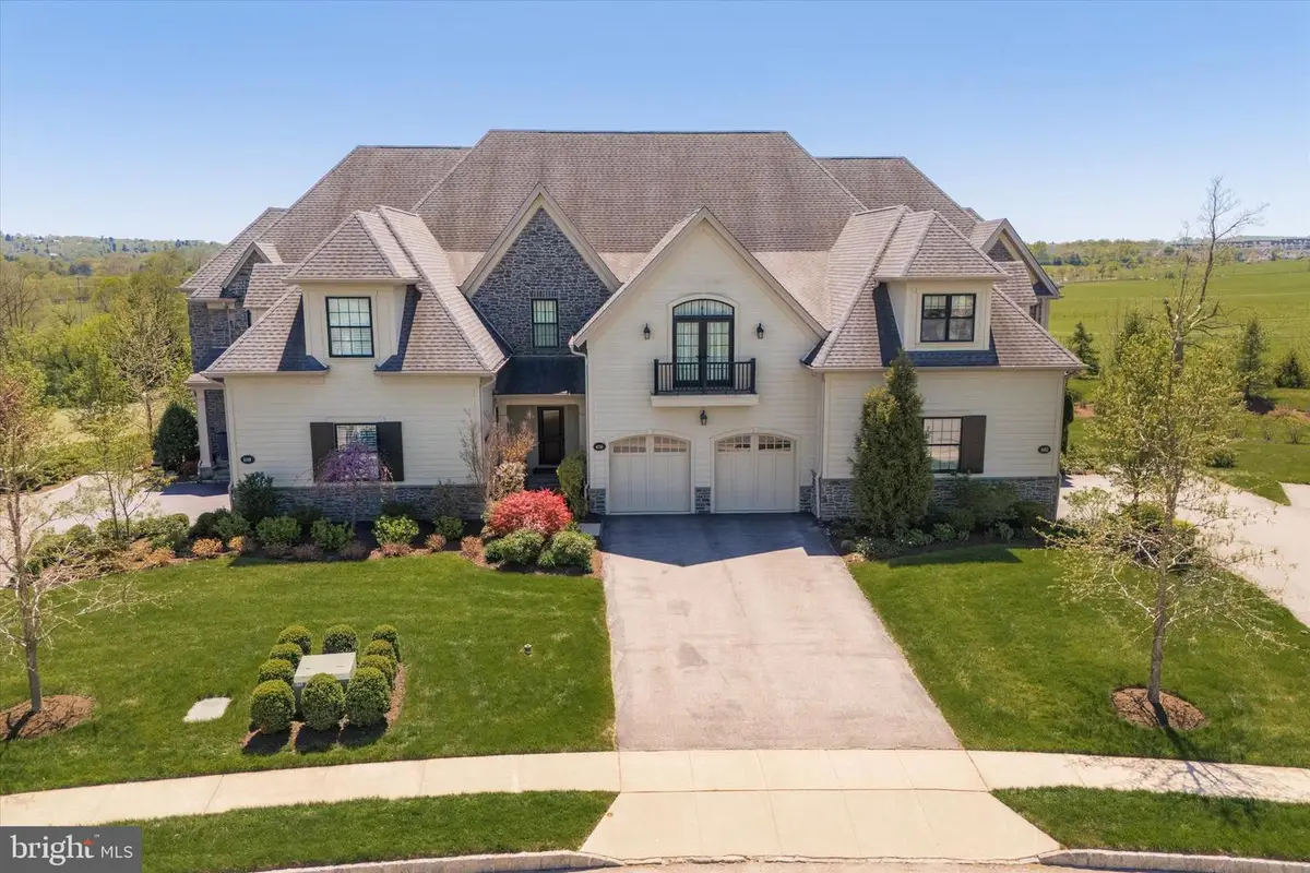 6150 Creekside Dr, Flourtown, PA 19031 - Image #1