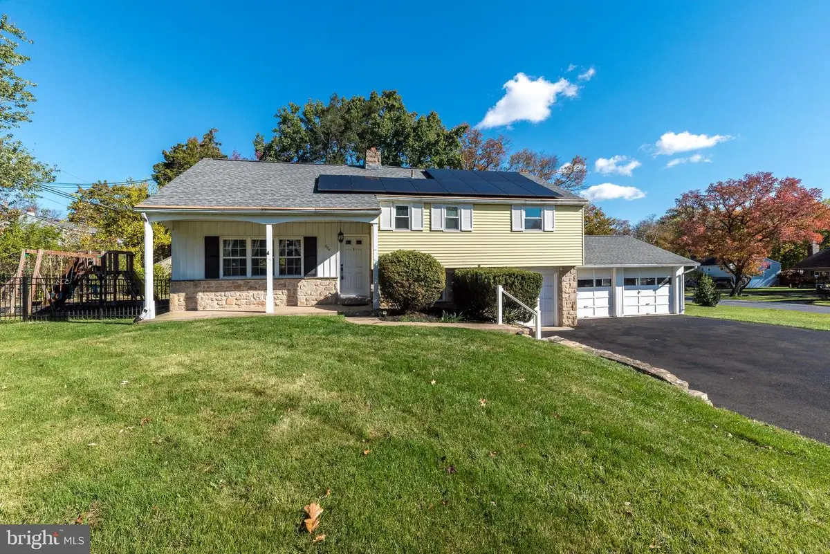 204 Letitia Ln, North Wales, PA 19454 - Image #1