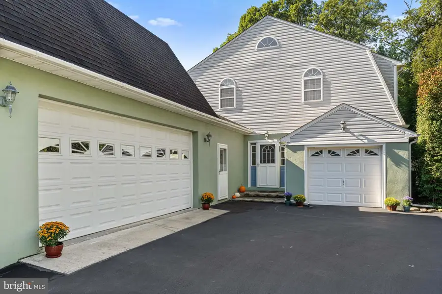 1485 Mundock Rd, Dresher, PA 19025 - Image #2