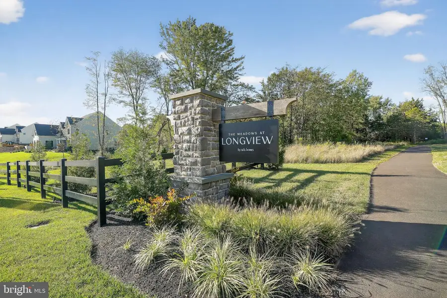 409 Longview Dr, Collegeville, PA 19426 - #3