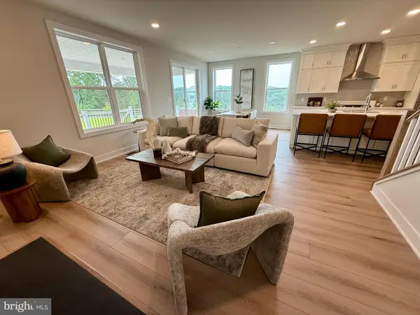 404 Emmitt Ct, ROYERSFORD, PA 19468