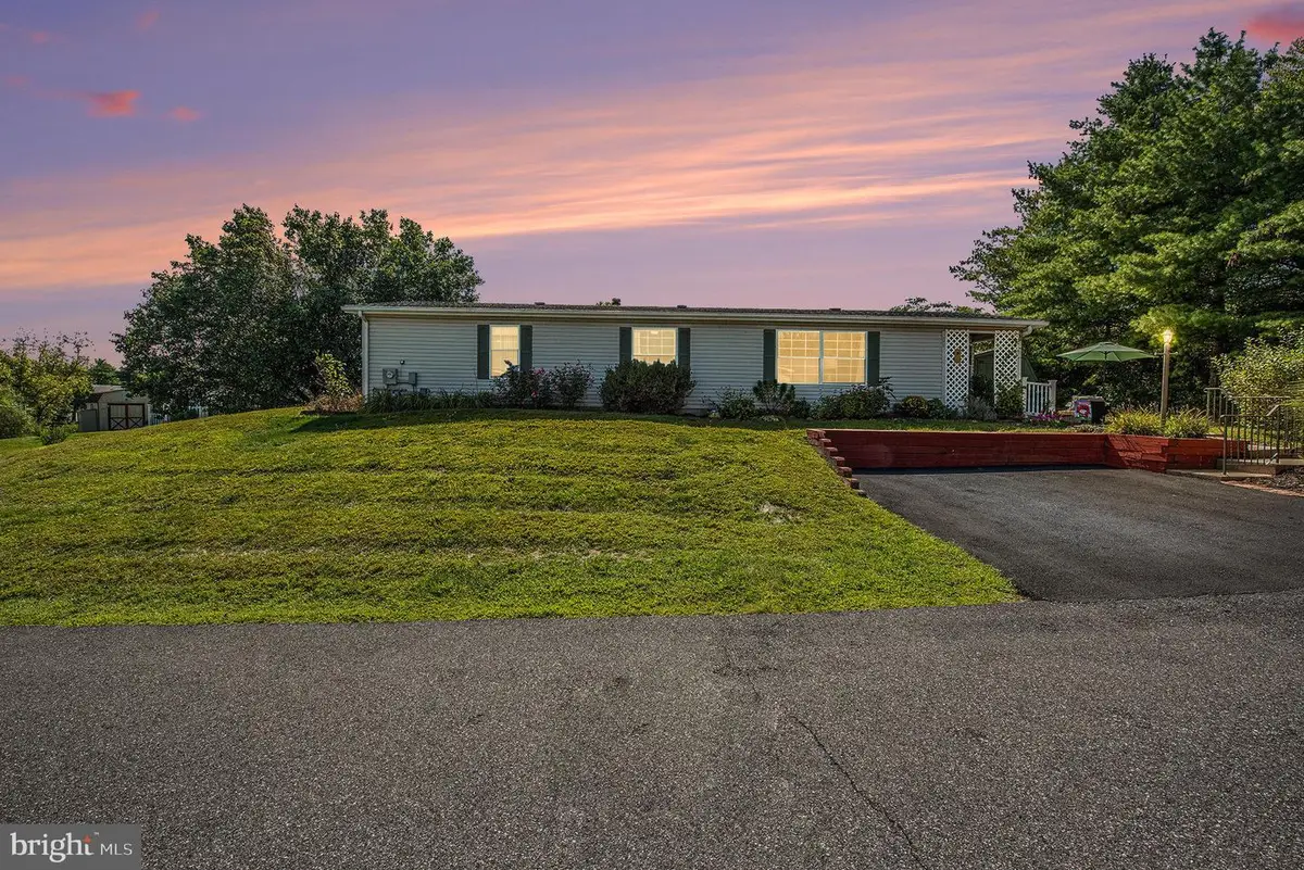 11 Elder Ct, Harleysville, PA 19438 - Image #1