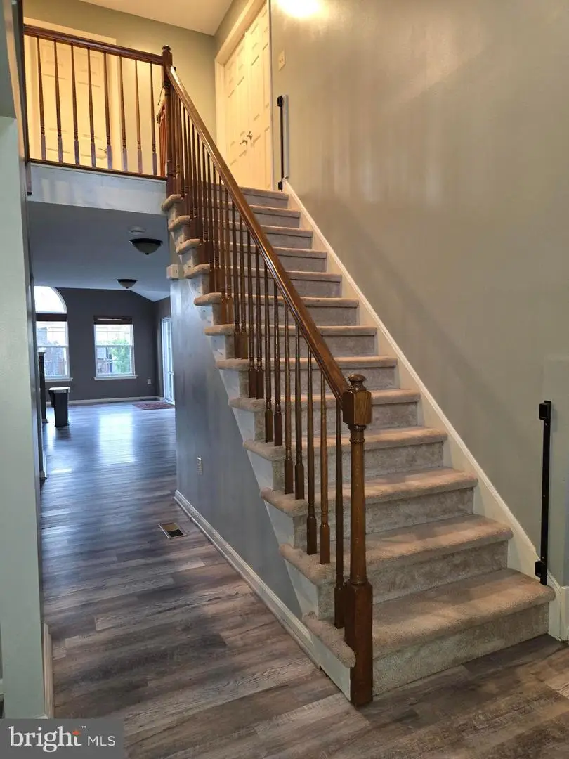 2124 Morgan Hill Dr, Pennsburg, PA 18073 - Image #2