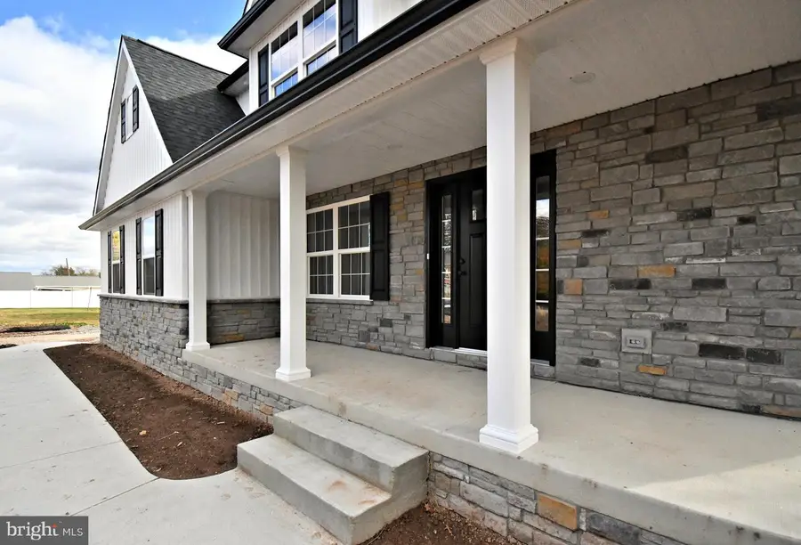 638 Gilbertsville Rd, Gilbertsville, PA 19525 - Image #3