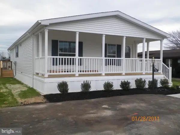 404 Clear Creek Ct, NORTH WALES, PA 19454