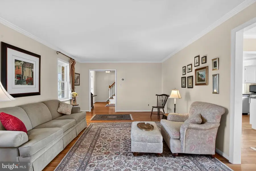 1221 Thomas Dr, Fort Washington, PA 19034 - #3