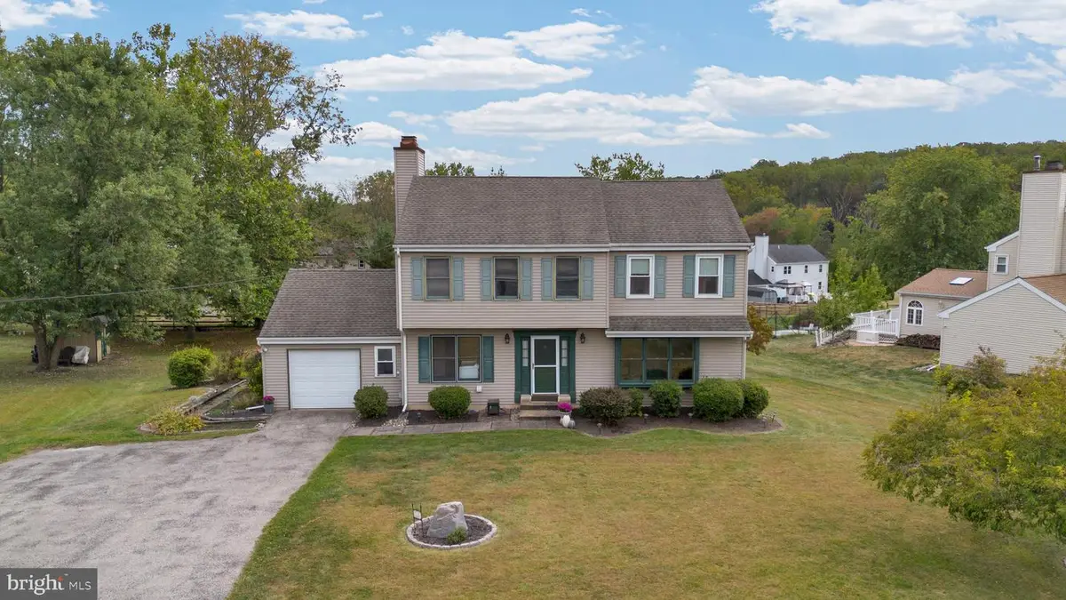 2146 Gilbertsville Rd, Pottstown, PA 19464 - Image #1