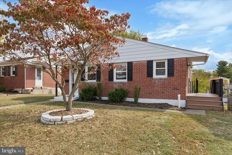 742 N Hanover St, Pottstown, PA 19464 - Image #2