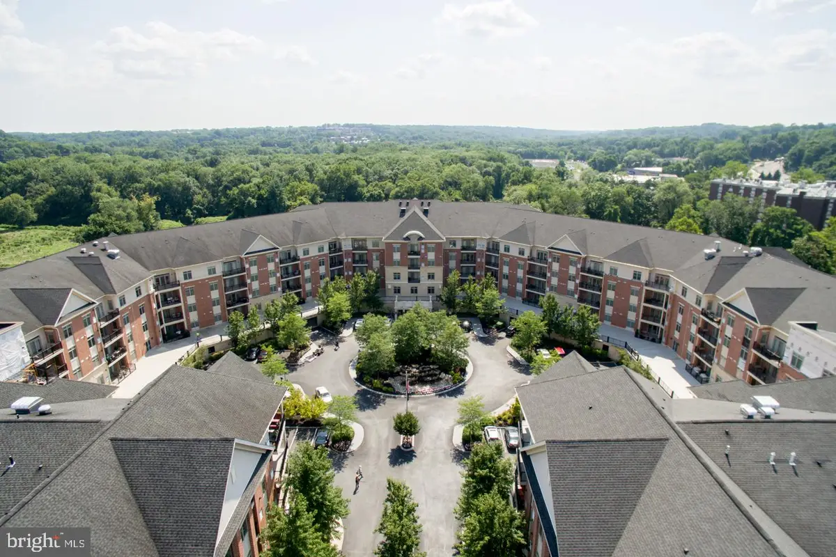 523 Carson Ter, Huntingdon Valley, PA 19006 - Image #1