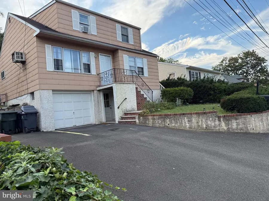 2814 Old Welsh Rd, Willow Grove, PA 19090 - Image #2