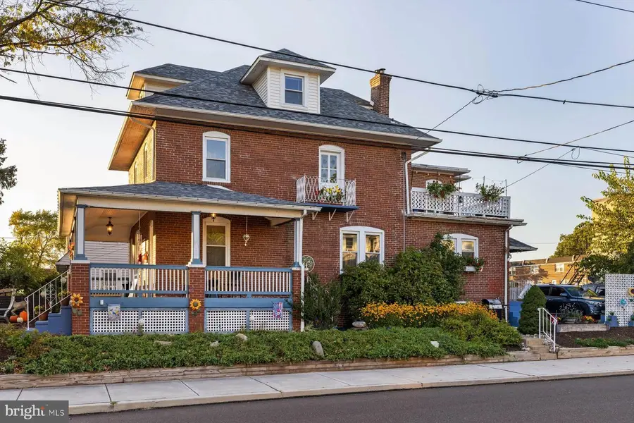 235 E 2nd St, Lansdale, PA 19446 - Image #2