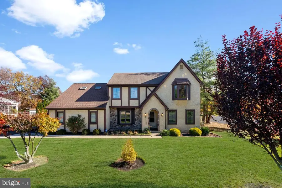 2015 Butternut Dr, Huntingdon Valley, PA 19006 - Image #2