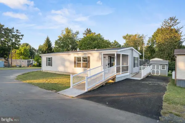 165 W. Ridge Pike #201, ROYERSFORD, PA 19468