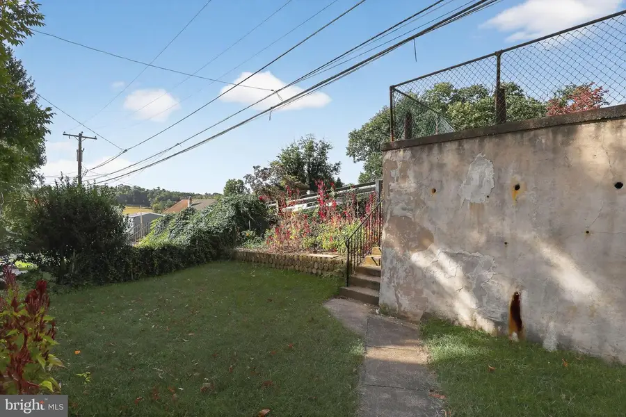 1196 Rebel Hill Rd, Conshohocken, PA 19428 - Image #3