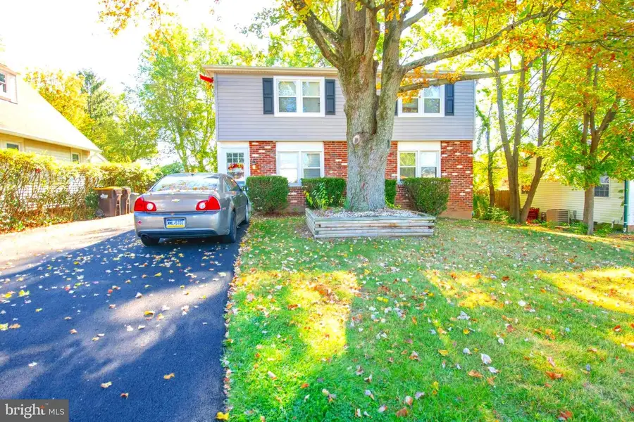 243 Summer Ave, Horsham, PA 19044 - Image #2