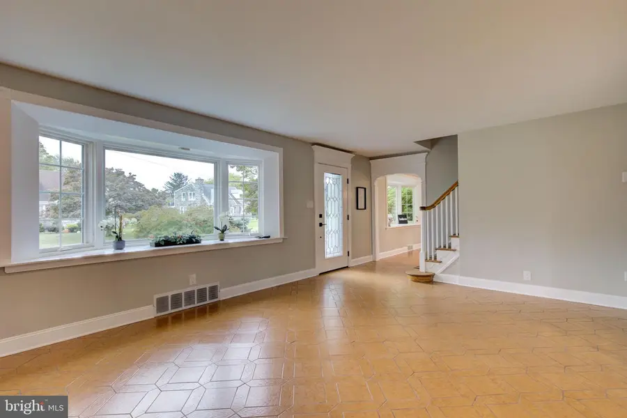 6 Terrace Rd, Plymouth Meeting, PA 19462 - Image #3