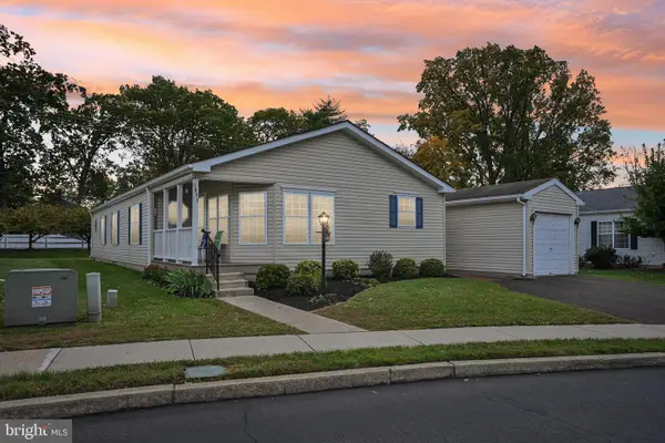 1099 Jfk Dr, NORTH WALES, PA 19454