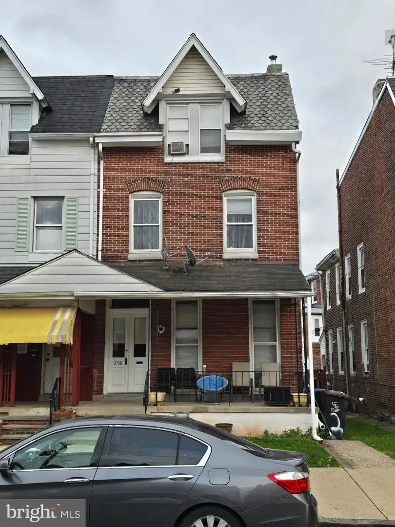 208 Stanbridge St, Norristown, PA 19401 - Image #1